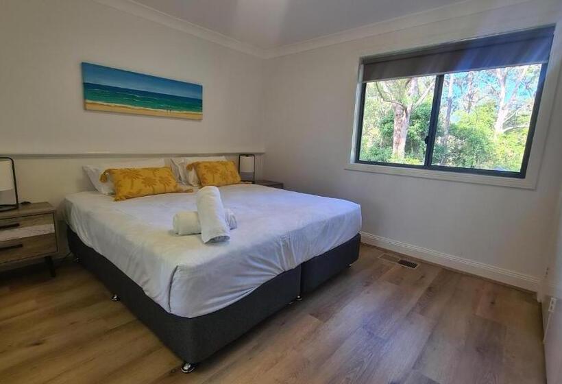 هتل Stay At Raffertys Resort