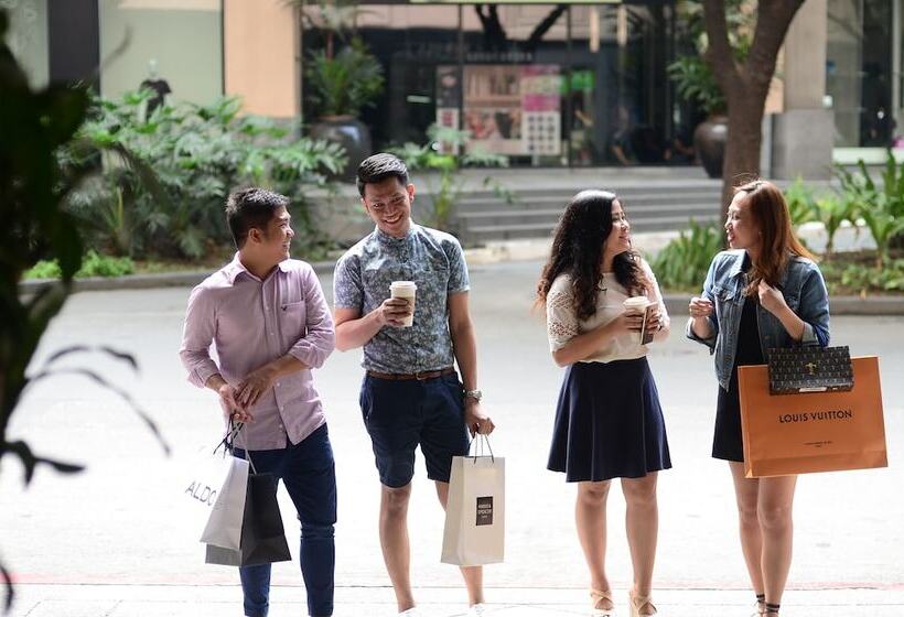 هتل Bsa Tower Serviced Residences