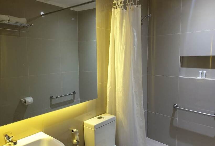 هتل Bsa Tower Serviced Residences