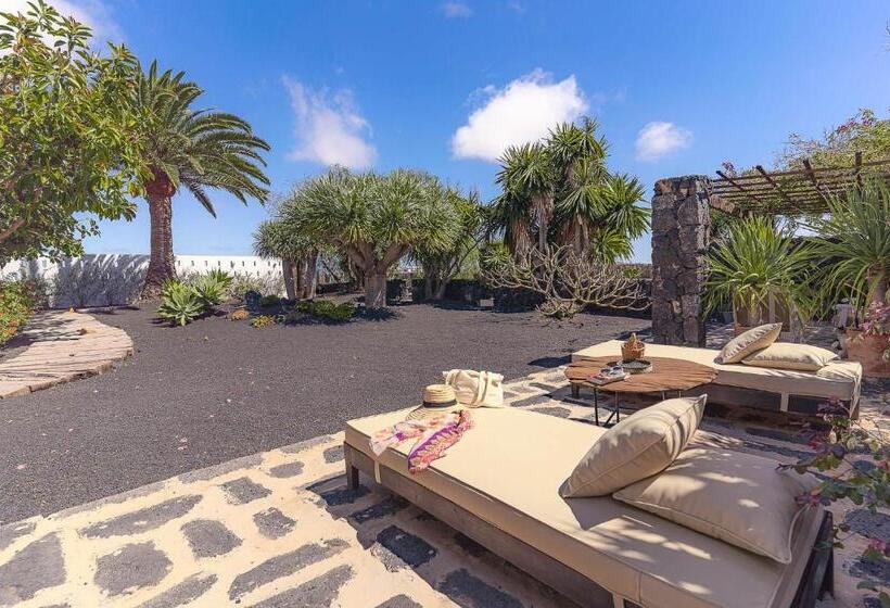 Caserio De Mozaga Hotel Rural