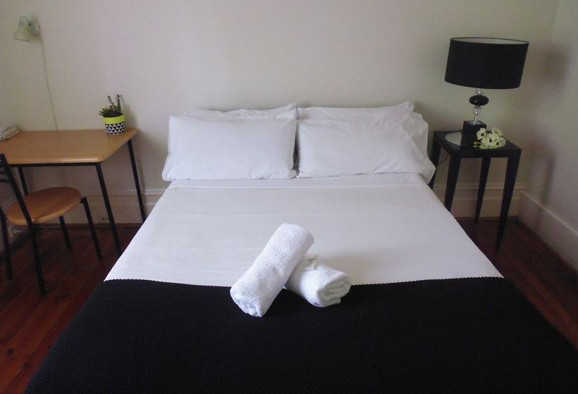 فندق Claremont Guest House