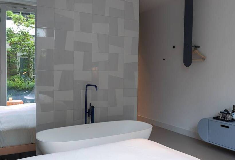 Conscious Hotel Museum Square