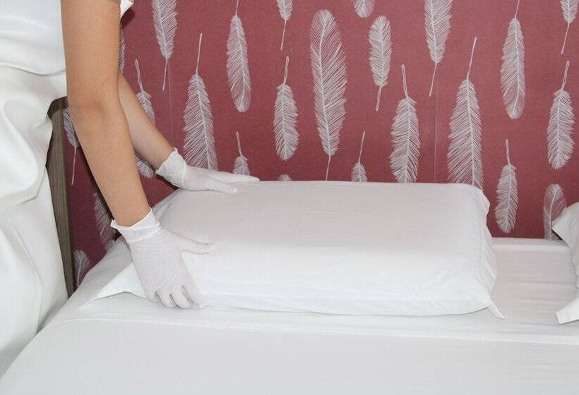 Отель Continental Inn