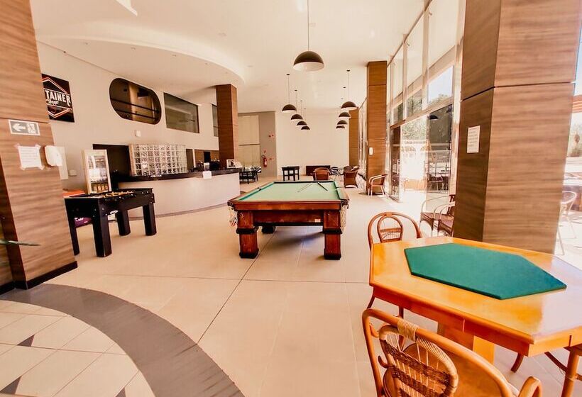 酒店 Continental Inn