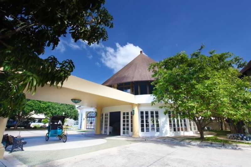 هتل Cordova Reef Village Resort