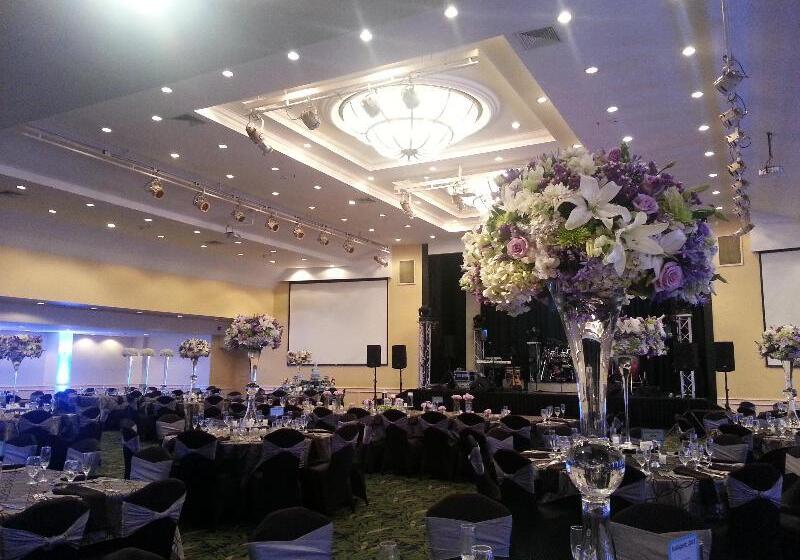 호텔 Crowne Plaza San Jose La Sabana, An Ihg