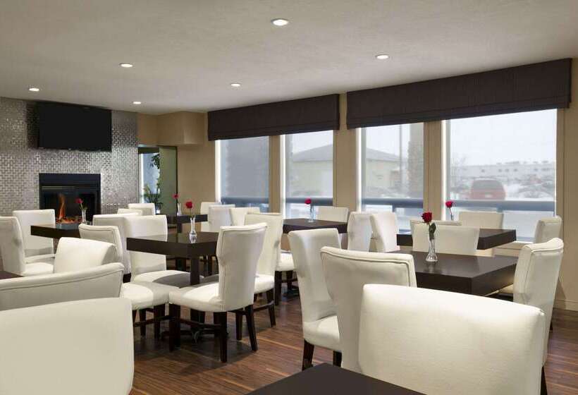 Отель Days Inn By Wyndham Regina