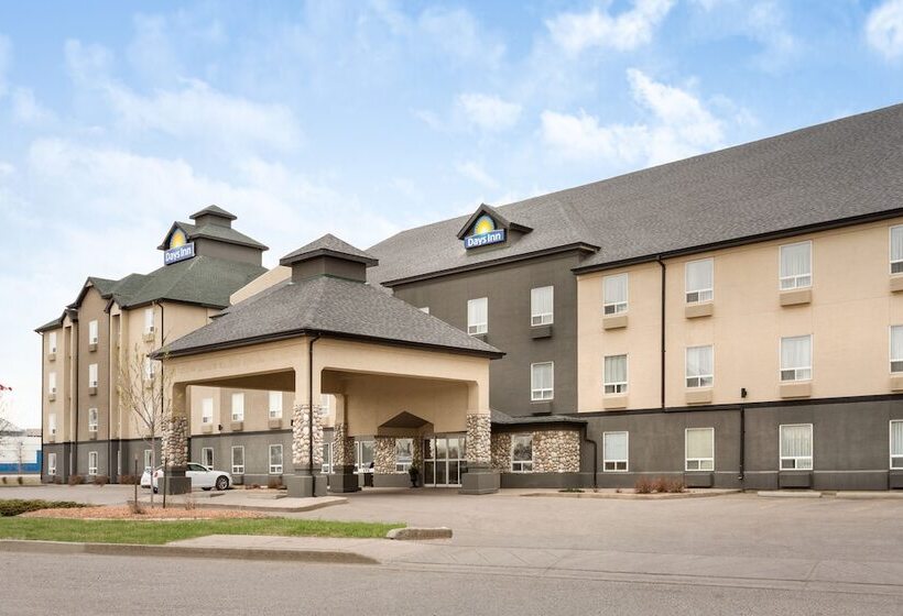 Отель Days Inn By Wyndham Regina