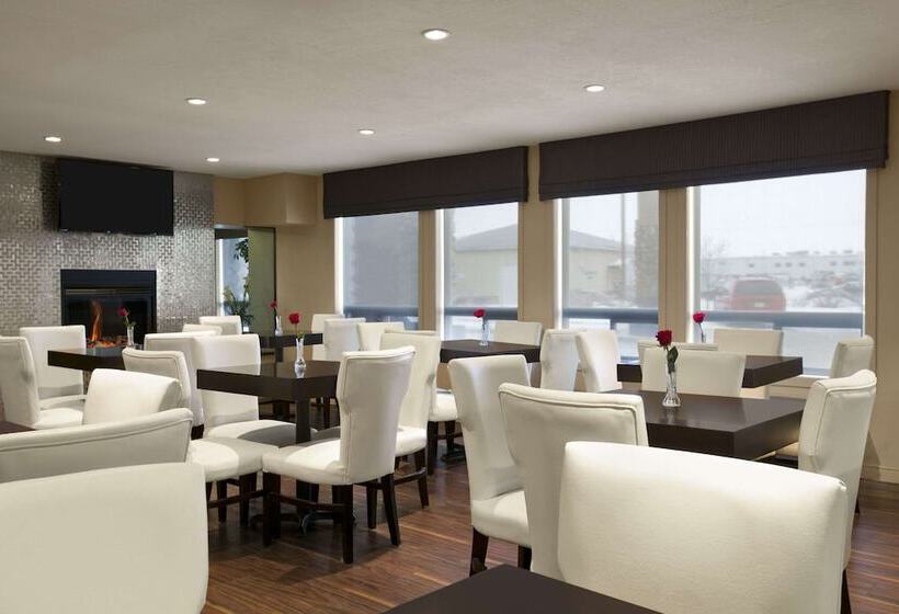 Отель Days Inn By Wyndham Regina