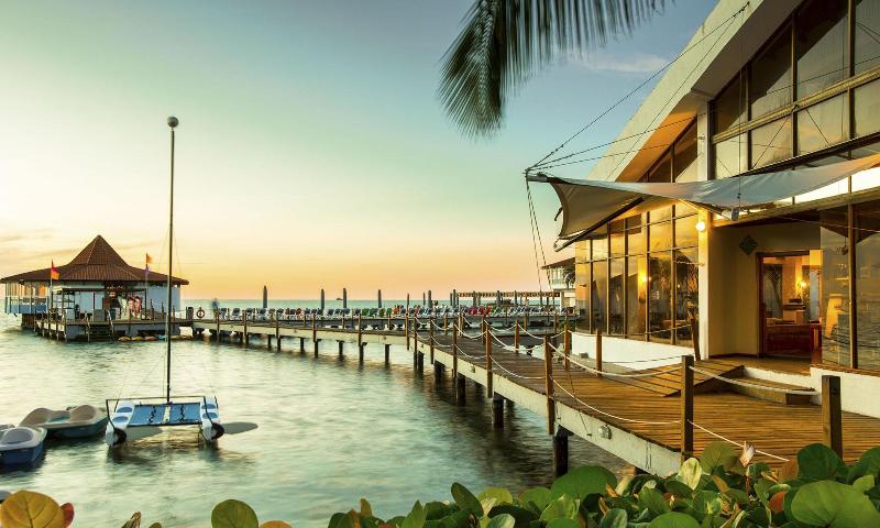 ホテル Decameron Aquarium   All Inclusive