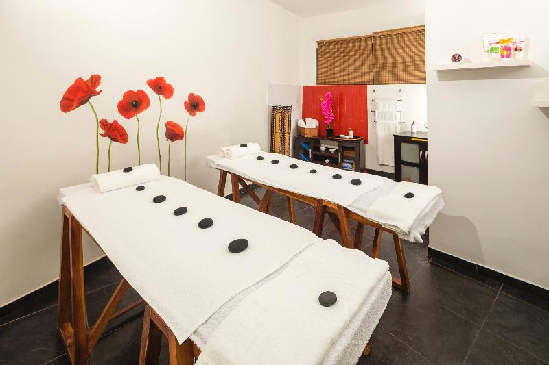 ホテル Decameron Aquarium   All Inclusive