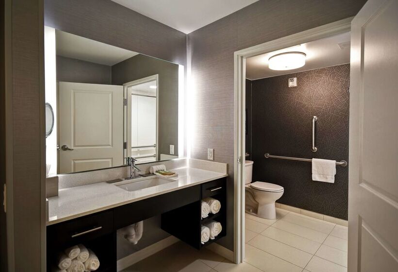 酒店 Doubletree By Hilton Deadwood At Cadillac Jack's