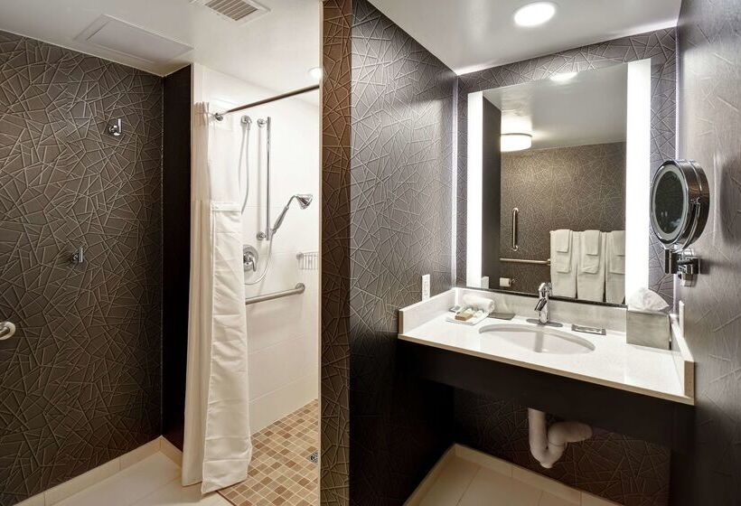 酒店 Doubletree By Hilton Deadwood At Cadillac Jack's