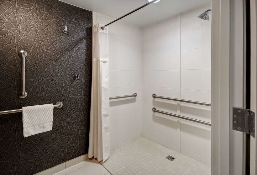 酒店 Doubletree By Hilton Deadwood At Cadillac Jack's