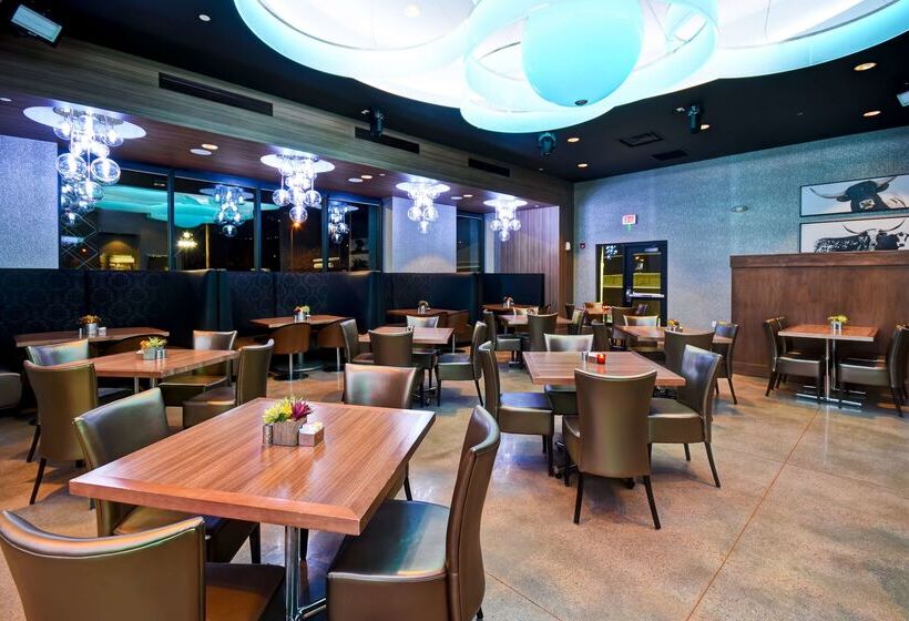 هتل Doubletree By Hilton Deadwood At Cadillac Jack's