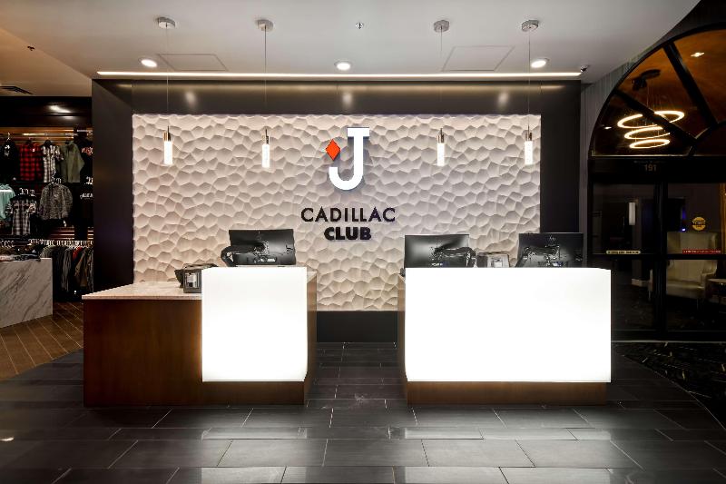 هتل Doubletree By Hilton Deadwood At Cadillac Jack's