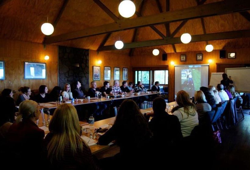 בית מלון כפרי Eaglereach Wilderness Resort