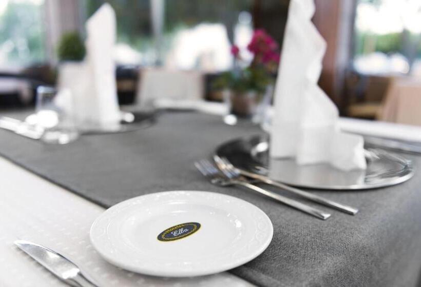 فندق Elba Almeria Business & Convention