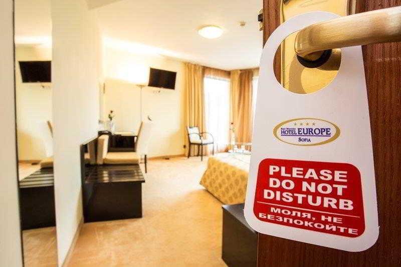 Europe Hotel   Free Underground Parking