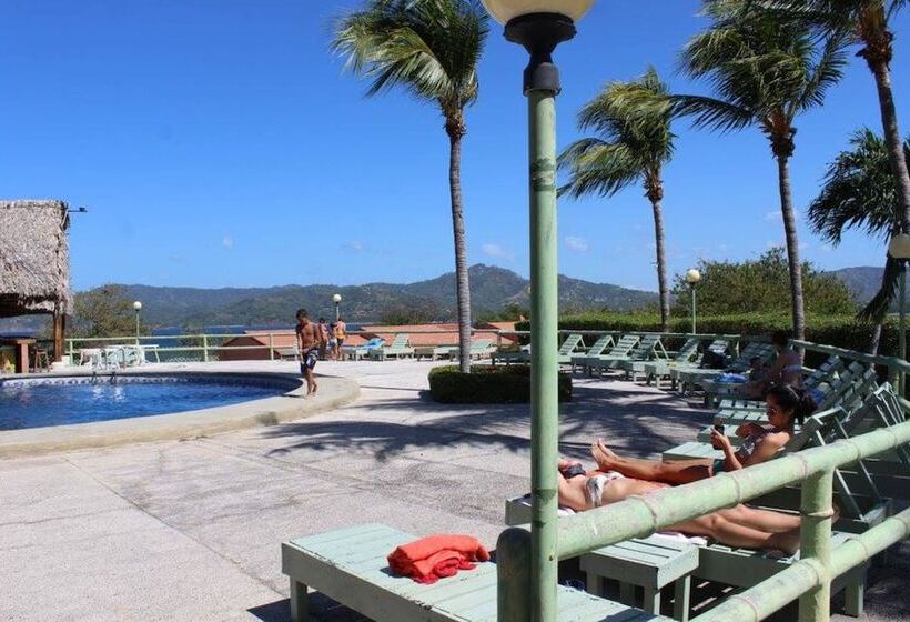 Отель Flamingo Marina Resort