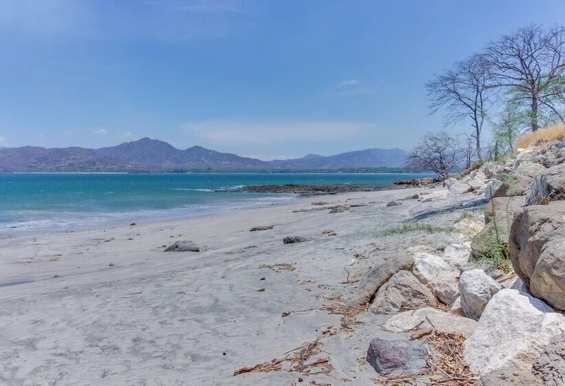 Отель Flamingo Marina Resort