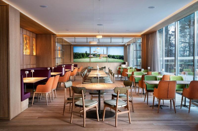 هتل Four Points By Sheraton Ljubljana Mons