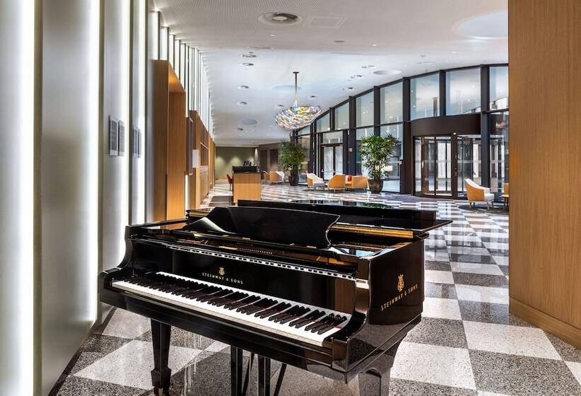 هتل Four Points By Sheraton Ljubljana Mons