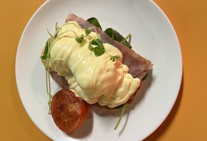 בית מלון כפרי George Williams