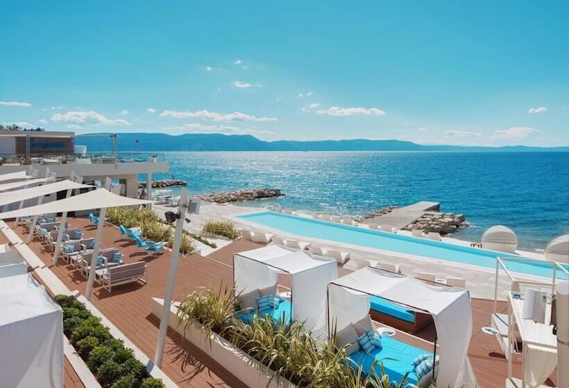 Girandella Resort, Valamar Collection