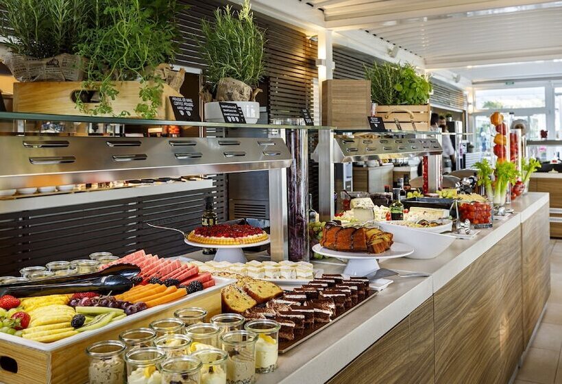 Girandella Resort, Valamar Collection