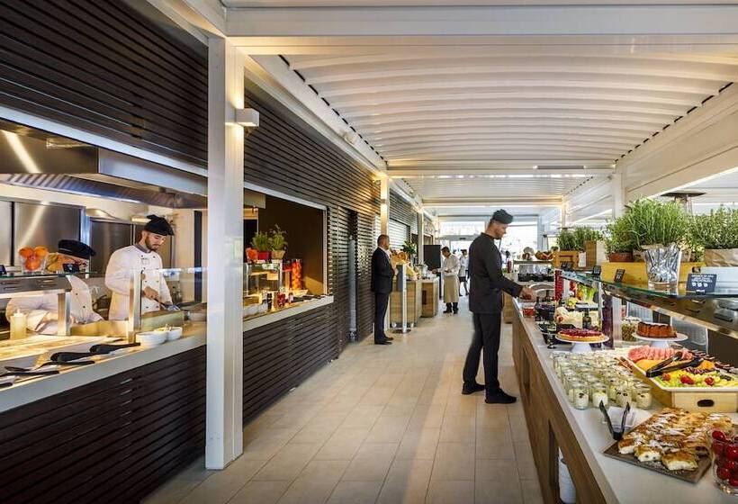 Girandella Resort, Valamar Collection