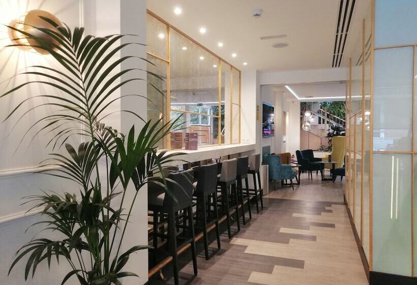 هتل Gran Versalles