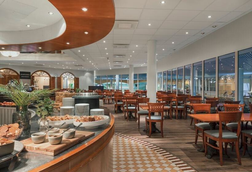 호텔 Holiday Club Turun Caribia