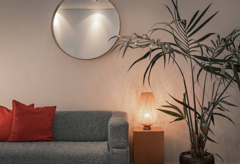 호텔 Holiday Club Turun Caribia