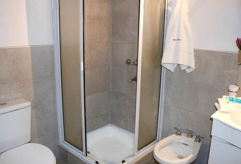 호텔 Hostal Malvinas