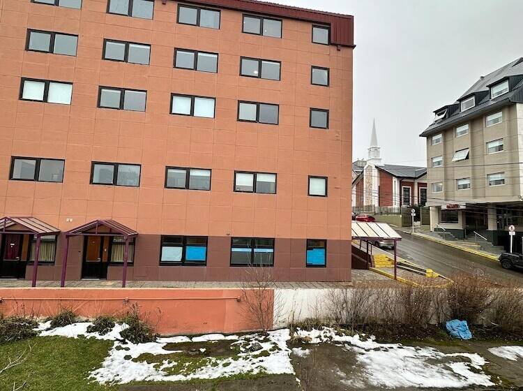 ホテル Hostal Malvinas