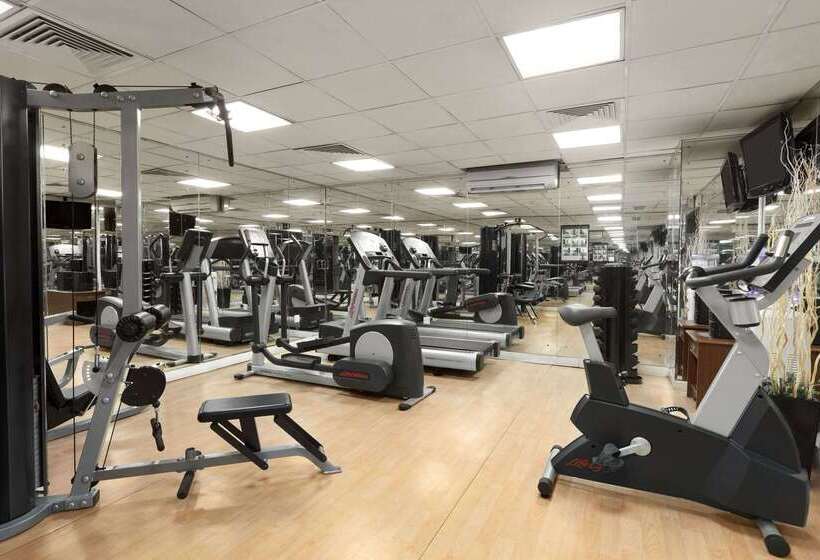 هتل Howard Johnson Bur Dubai