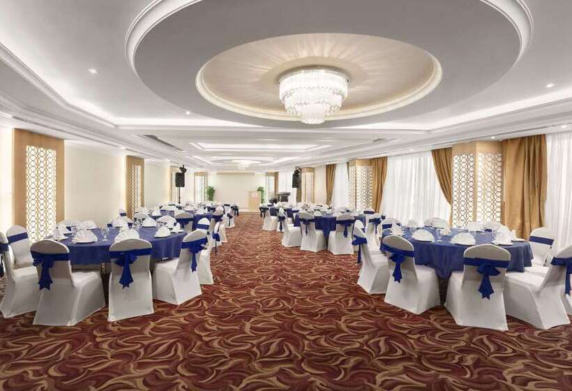 هتل Howard Johnson Bur Dubai