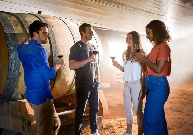 ホテル Hunter Valley Resort, Hunter Farm Adventure Centre & 4 Pines At The Farm