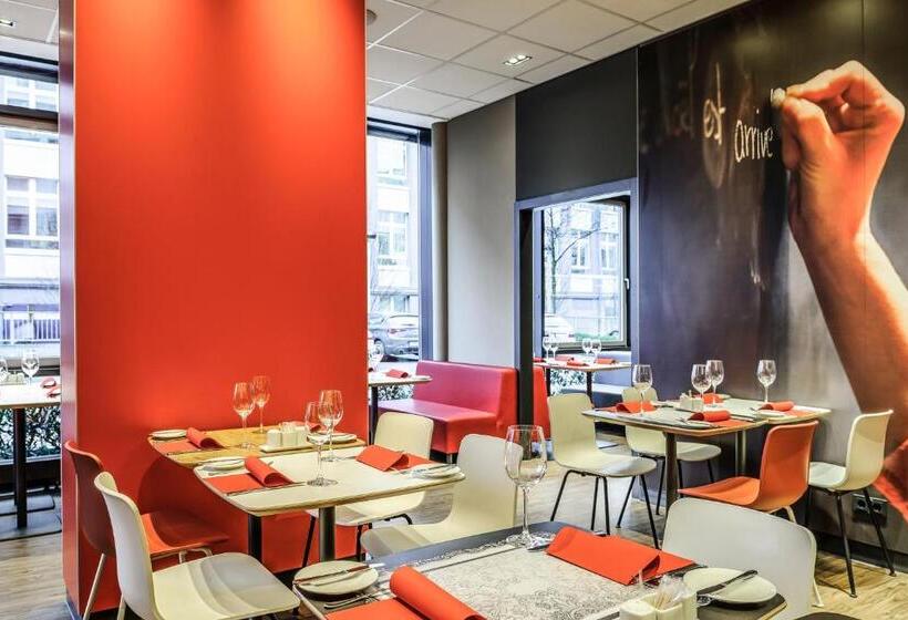 酒店 Ibis Köln Messe