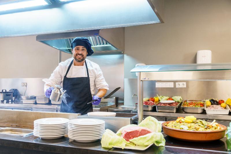 Отель Ilunion Sancti Petri