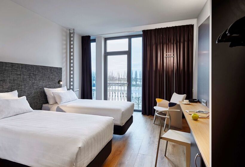 هتل Innside By Meliá Bremen