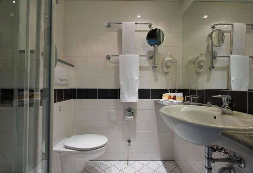 هتل Tribe Düsseldorf