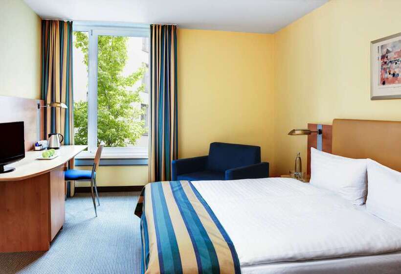 هتل Tribe Düsseldorf