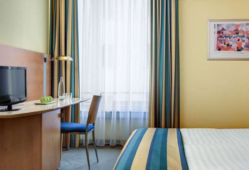 هتل Tribe Düsseldorf