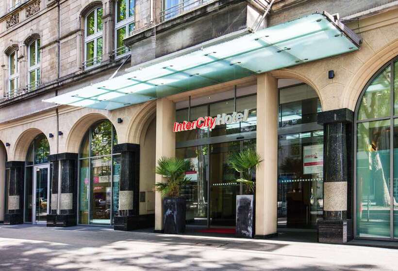 Отель Tribe Düsseldorf