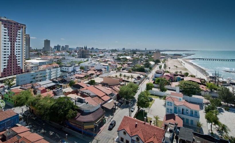 هتل Iracema Travel