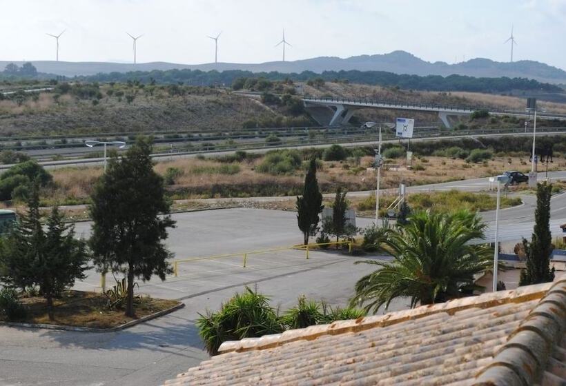 Отель La Palmosa