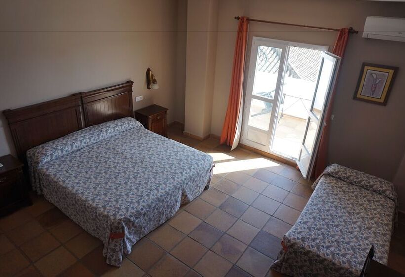 Отель La Palmosa