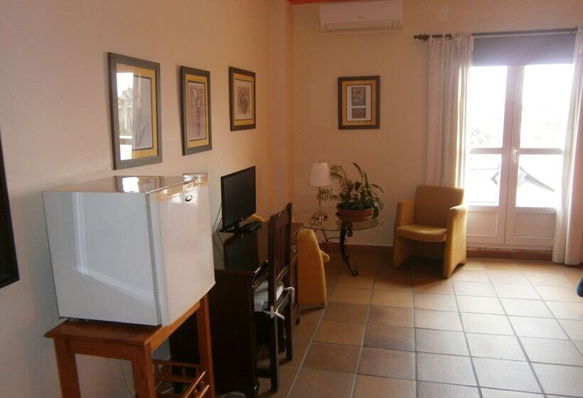 Отель La Palmosa